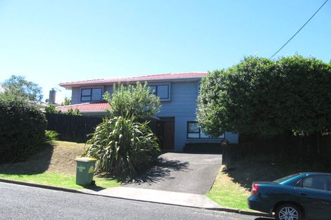 Photo of property in 2 Sudan Avenue, Milford, Auckland, 0620