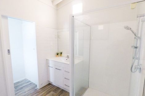 Photo of property in 10 Stuart Place, Blagdon, New Plymouth, 4310