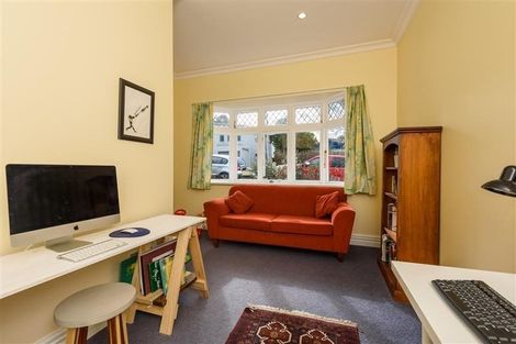 Photo of property in 9 Murray Street, Island Bay, Wellington, 6023