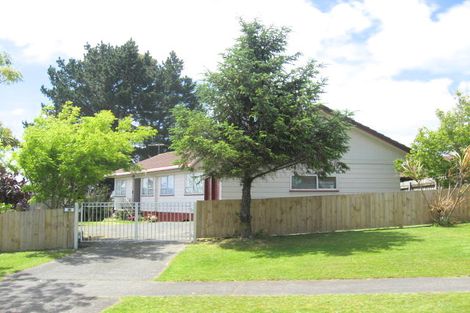 Photo of property in 10 Bundena Place, Clendon Park, Auckland, 2103
