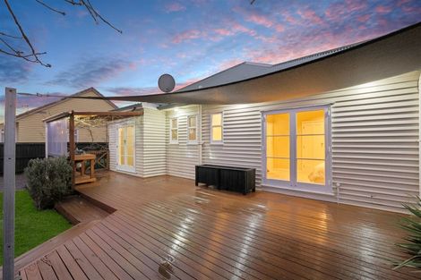 Photo of property in 18 Glenroy Street, Woolston, Christchurch, 8062