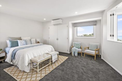 Photo of property in 75 Houghton Bay Road, Houghton Bay, Wellington, 6023