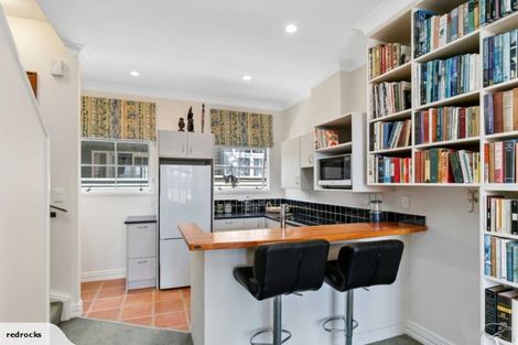 Photo of property in 44 Pipitea Street, Thorndon, Wellington, 6011