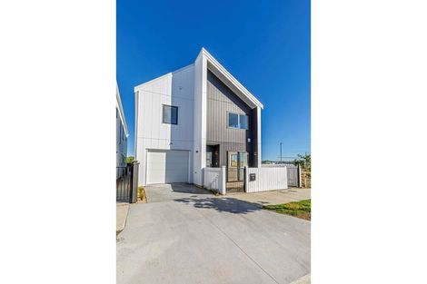 Photo of property in 5 Green Bamboo Road, Hobsonville, Auckland, 0616