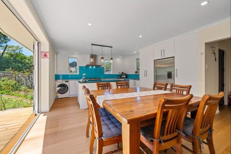 Photo of property in 9 Oawai Place, Marfell, New Plymouth, 4310