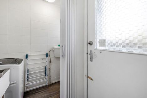 Photo of property in 2/18 Carnot Street, Glenholme, Rotorua, 3010