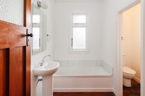 Photo of property in 194 South Street, Feilding, 4702