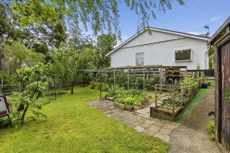 Photo of property in 241 High Street, Eltham, 4322