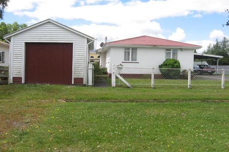 Photo of property in 19 Queen Street, Raetihi, 4632