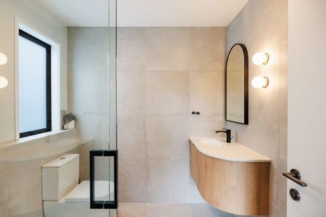 Photo of property in 38 Ashford Avenue, Hokowhitu, Palmerston North, 4410