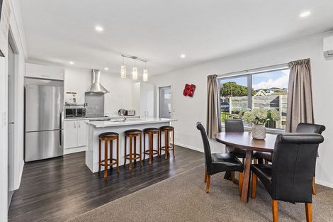 Photo of property in 12a Whitehouse Road, Titahi Bay, Porirua, 5022