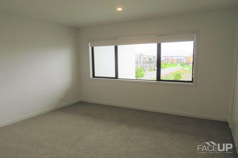 Photo of property in 28 Walter Merton Road, Hobsonville, Auckland, 0616