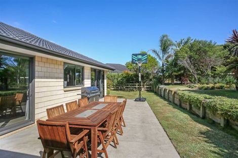 Photo of property in 32 Searle Drive, Patumahoe, Pukekohe, 2679