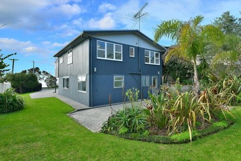Photo of property in 9 Joydon Place, Stanmore Bay, Whangaparaoa, 0932