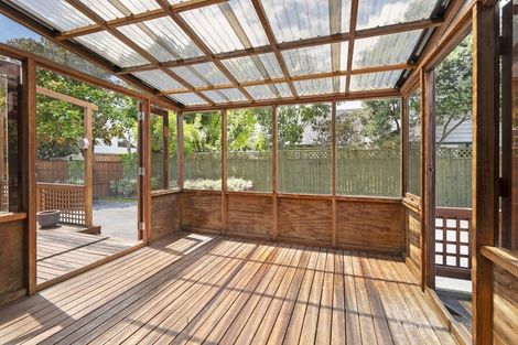Photo of property in 3 Newland Court, Palmerston North, 4410