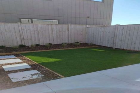 Photo of property in 52 Gosper Road, Takanini, 2112