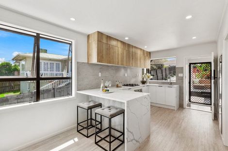 Photo of property in 181 Rathgar Road, Henderson, Auckland, 0610