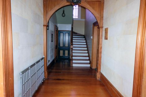 Photo of property in 1 Ure Street, South Hill, Oamaru, 9400