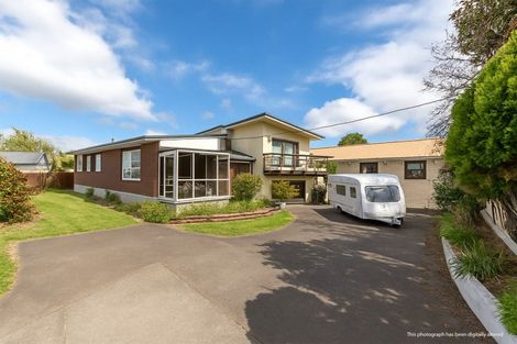 Photo of property in 11b Holyrood Terrace, Waipukurau, 4200