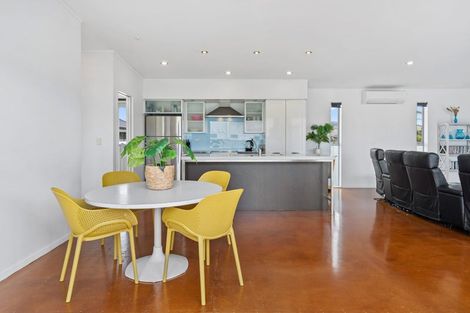 Photo of property in 31 Ata-mahina Way, Ruakaka, 0116