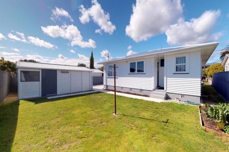 Photo of property in 15 Baden Street, Levin, 5510