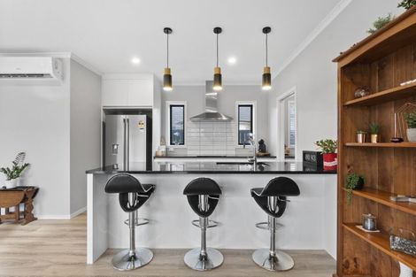 Photo of property in 13/15 Onukutara Place, Huntington, Hamilton, 3281