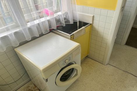 Photo of property in 26 Vanguard Road, Kelston, Auckland, 0602