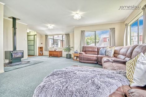 Photo of property in 39 Rhinevale Close, Henderson, Auckland, 0612