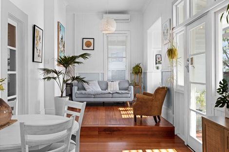 Photo of property in 42a Latham Street, Napier South, Napier, 4110