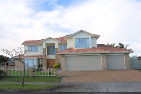 Photo of property in 2 Glanworth Place, Dannemora, Auckland, 2016