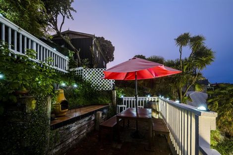 Photo of property in 6 Cameron Road, Bluff Hill, Napier, 4110