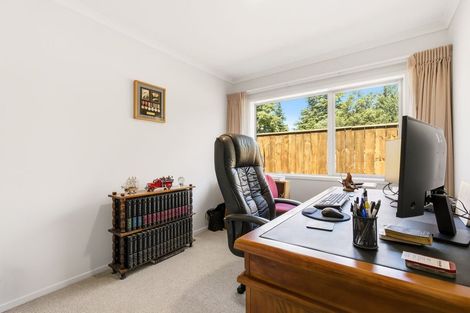 Photo of property in 21 Ngahana Place, Turangi, 3334