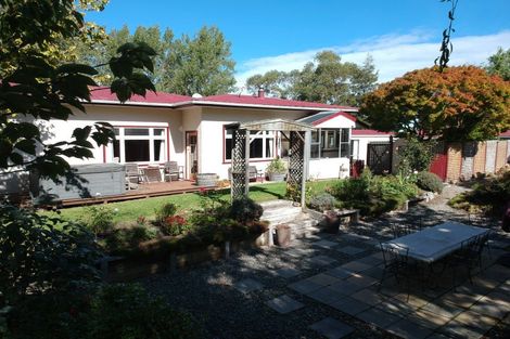 Photo of property in 33 Devils Bridge Road, Weston, Oamaru, 9492
