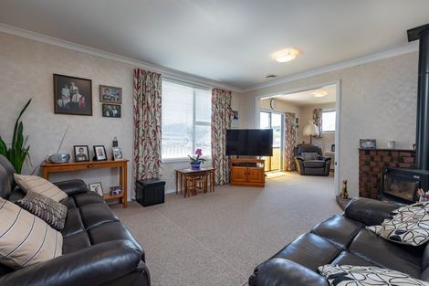 Photo of property in 32 Piko Street, Titahi Bay, Porirua, 5022