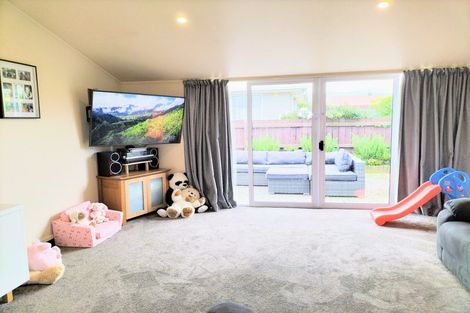 Photo of property in 182g Bay View Road, South Dunedin, Dunedin, 9012