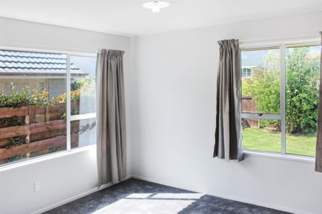 Photo of property in 19 Rutherglen Avenue, Ilam, Christchurch, 8041