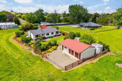 Photo of property in 34 Cambridge Street, Pahiatua, 4910