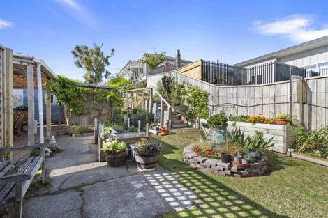 Photo of property in 12 Union Street, Foxton, 4814