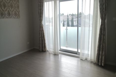 Photo of property in 17a Richard Avenue, Bucklands Beach, Auckland, 2014