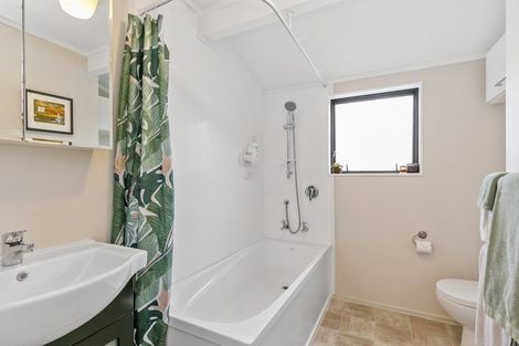 Photo of property in 1/24 Akatea Street, Berhampore, Wellington, 6023