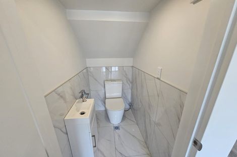 Photo of property in 4a Hepburn Road, Glendene, Auckland, 0602