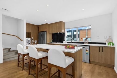 Photo of property in 21 Meritage Lane, Te Atatu South, Auckland, 0610