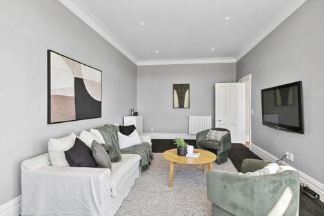 Photo of property in 22 Central Terrace, Kelburn, Wellington, 6012