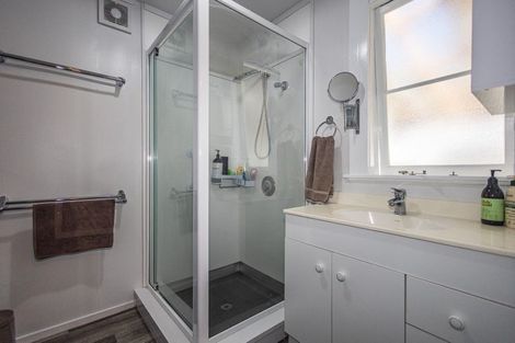 Photo of property in 30 Moore Street, Ohakune, 4625