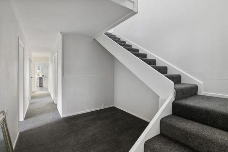 Photo of property in 35 Balmoral Street, Levin, 5510