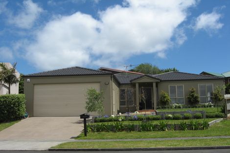Photo of property in 6 Bonaparte Drive, Pukekohe, 2120