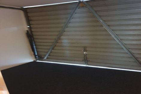 Photo of property in 2 Mariner Street, Mangere, Auckland, 2022