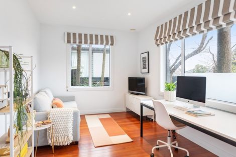 Photo of property in 438 Point Chevalier Road, Point Chevalier, Auckland, 1022