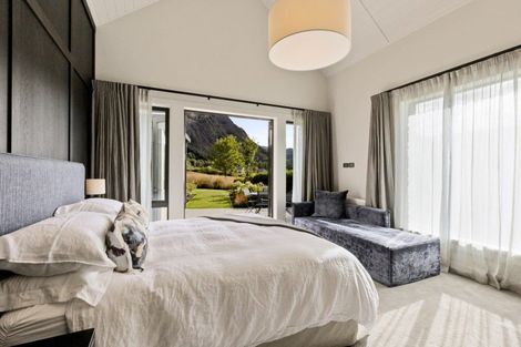 Photo of property in Millbrook Resort, 2 Dalgleish Lane, Arrowtown, 9371