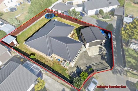 Photo of property in 15 Malmo Place, Manurewa, Auckland, 2102